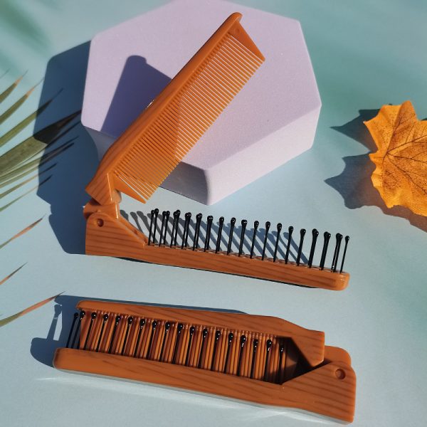 Folding Travel Hair Comb - Image 4